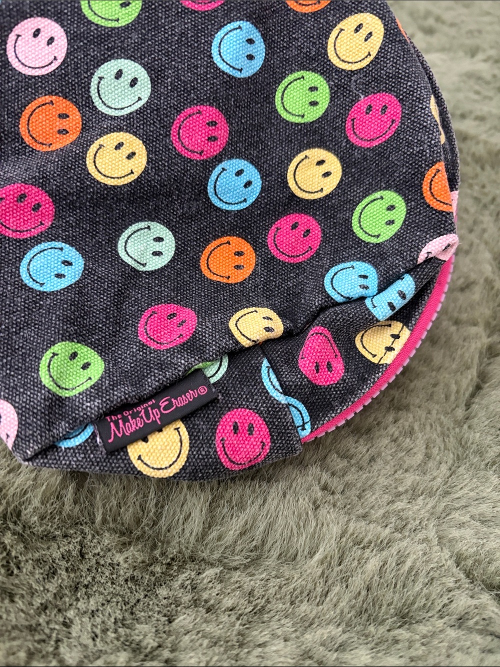 Smiley Face Round Zipper Pouch - Multi-Color - Picture 4 of 6